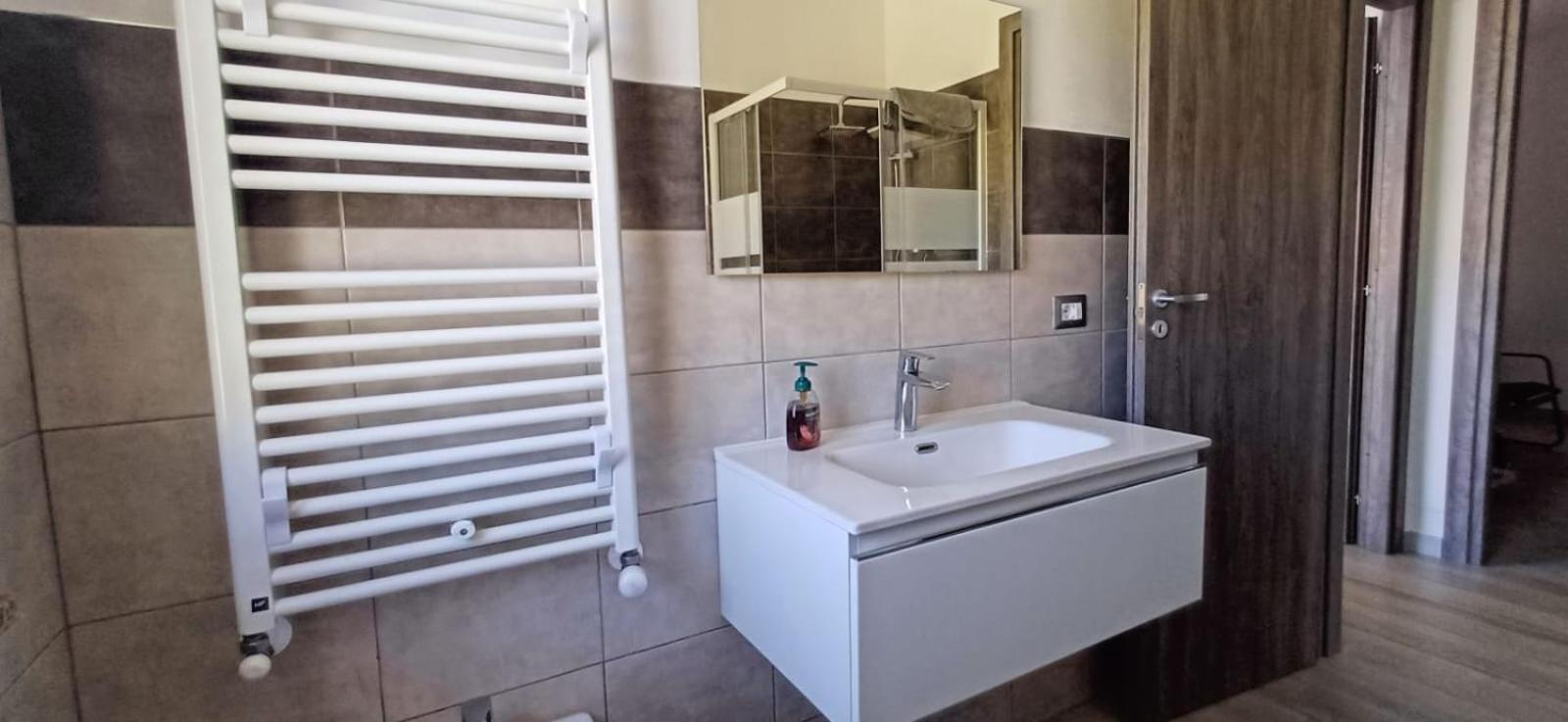 New Alfieri Apartment Cabras Bagian luar foto